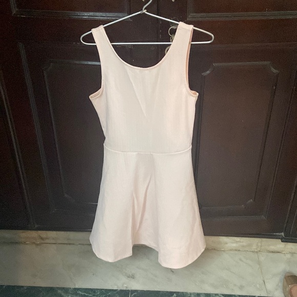 H&M Dresses & Skirts - H&M DRESS BOUGHT IT FROM SINGAPORE